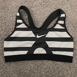 Nike Dri-Fit Sports Bra